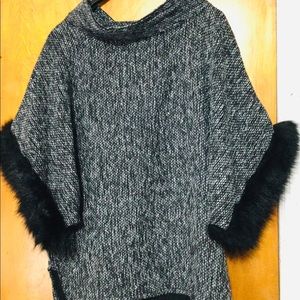 Women’s Knit Poncho with Faux Fur Sleeves/Black and White